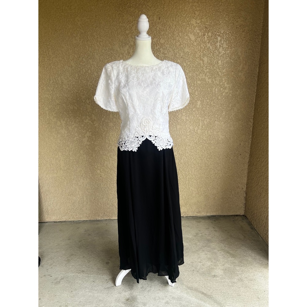 Scott McClintock Vintage 90s Whimsigoth Lace Maxi Dress Goth Prom V-Back Gown 10